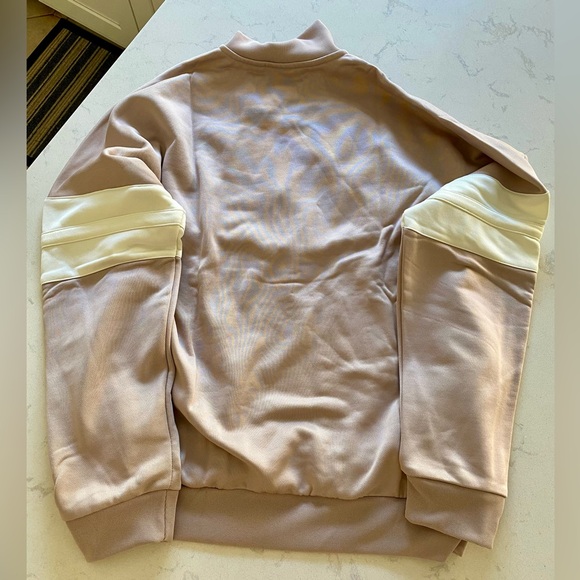 NWT Adidas Warm-up Half-zip Pullover in Wonder Taupe - Picture 3 of 3